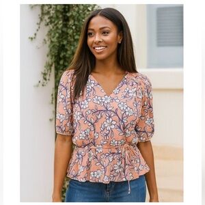 Joy Joy Top S Floral V-Neck  Blouse Peach